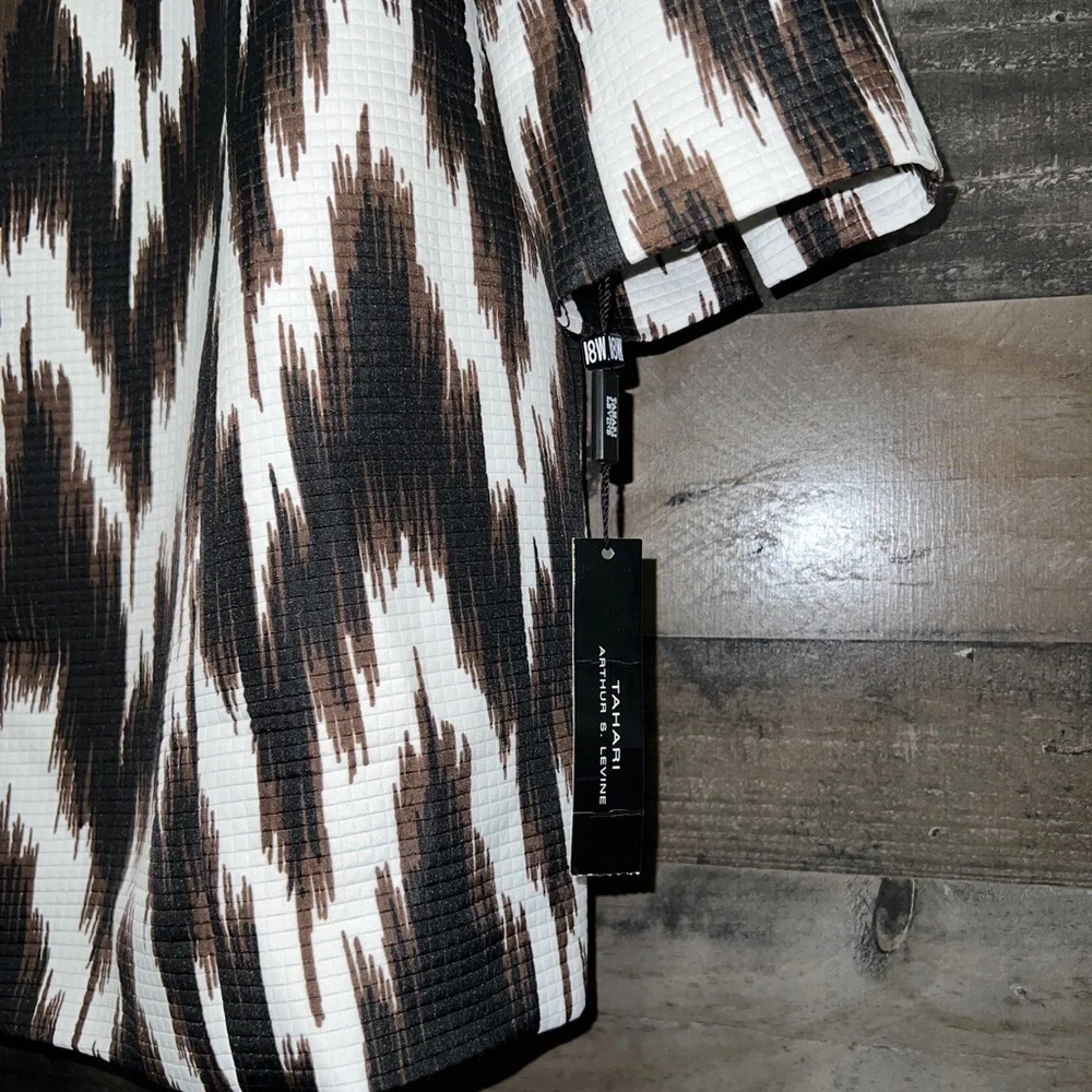 TAHARI New jacket! - Picture 4 of 8